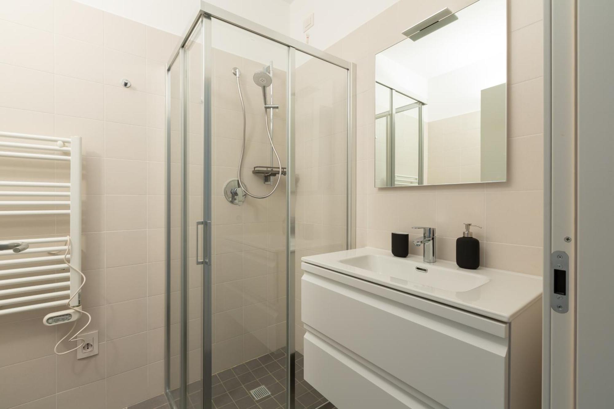 Porta Nuova Bright And Roomy Flat Milan Exterior photo